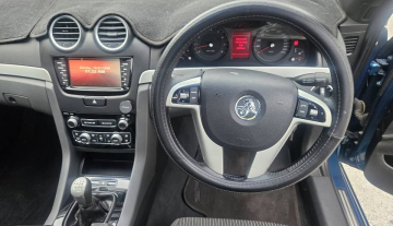 2012 Holden commodore veii sv6 manual ute 10.jpg